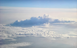 Облачная гряда и ковёр-самолёт © Вита Алая