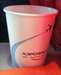Бумажный стакан Аэрофлота © Вита Алая